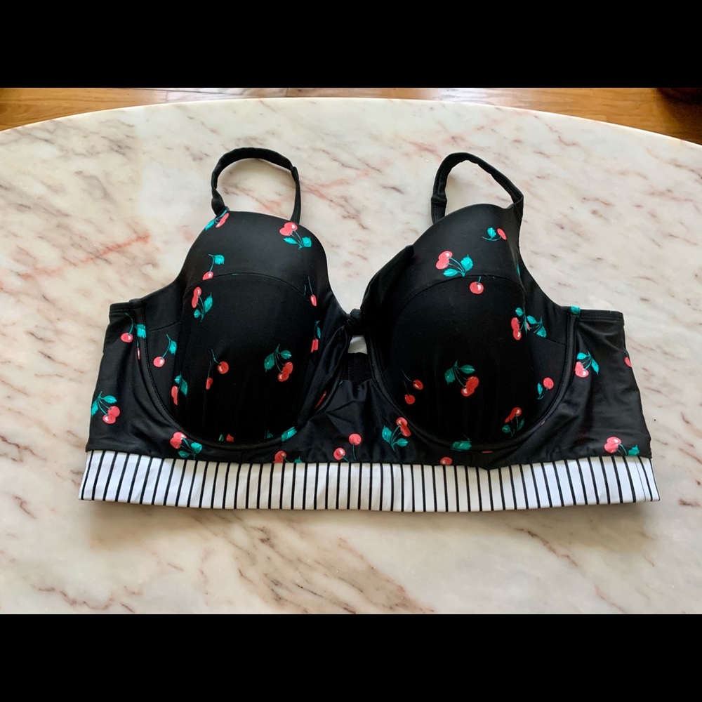 Lane Bryant_EUC_ Swim Balconette Top_ Size 46DD